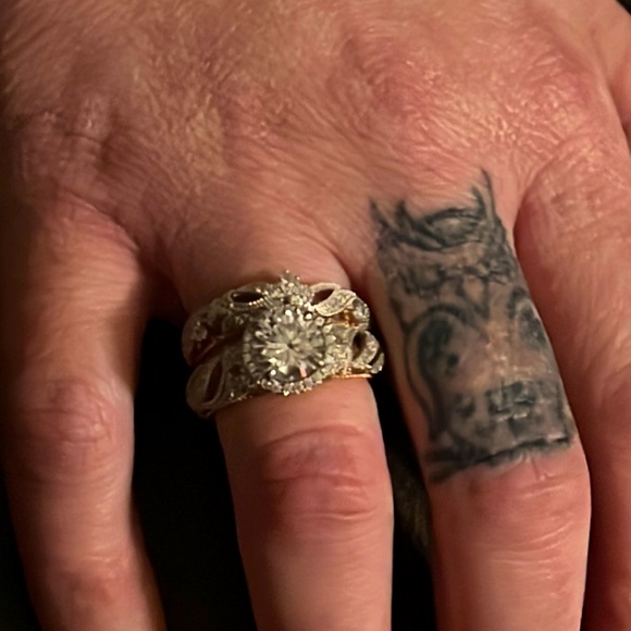 NEW JEULIA LEAF DESIGN ROUND CUT STERLING SILVER RING SET IN 8.5 - Picture 7 of 15